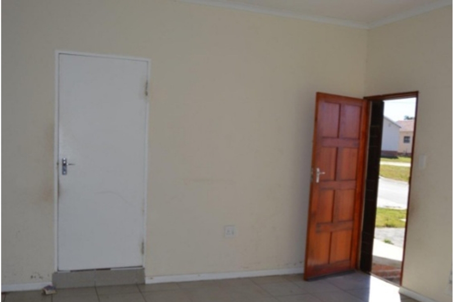 2 Bedroom Property for Sale in Graceland Eastern Cape